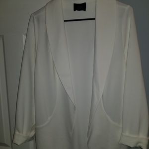 White boyfriend blazer